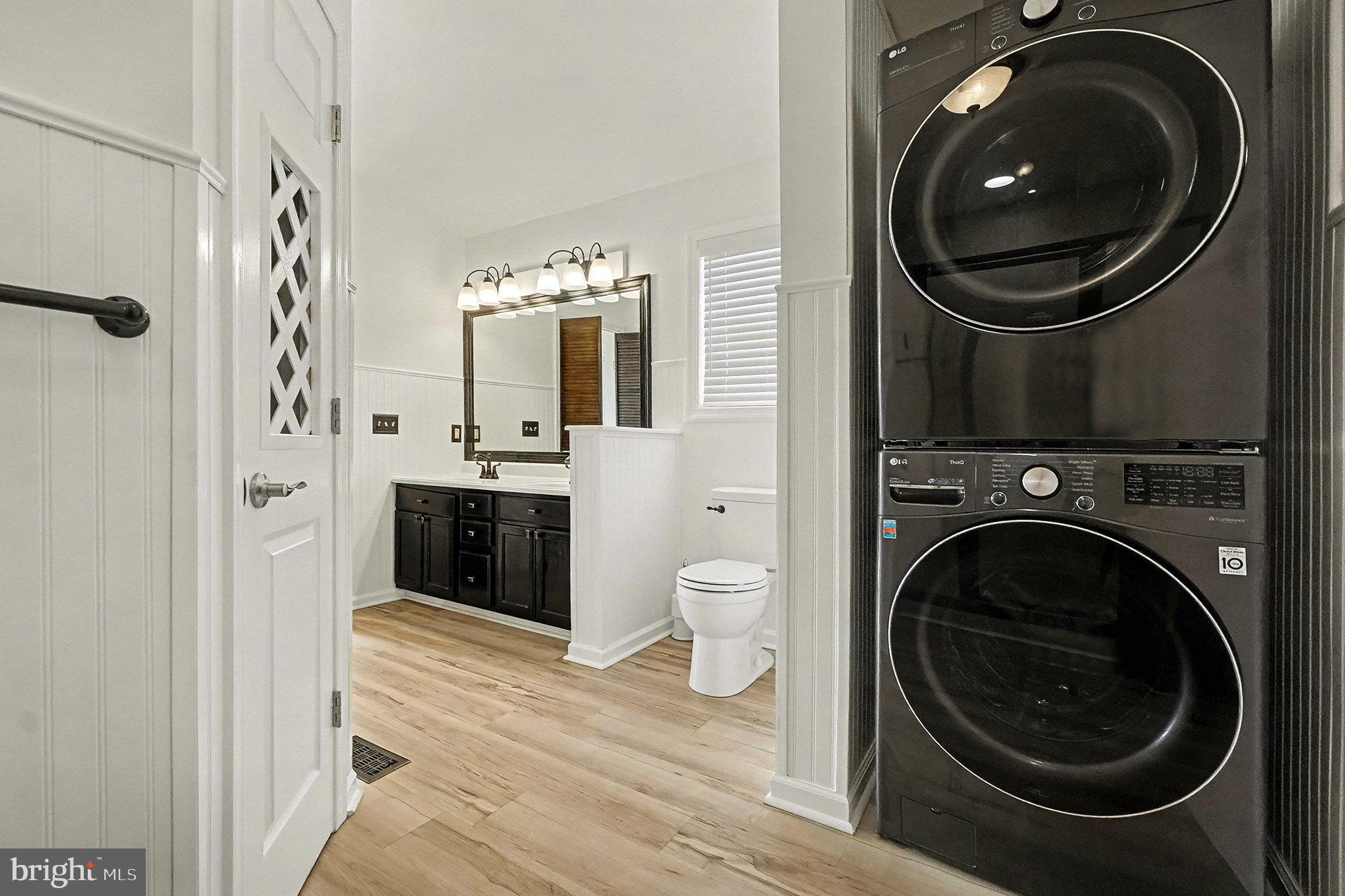 HARBOUR NORTH - Residential