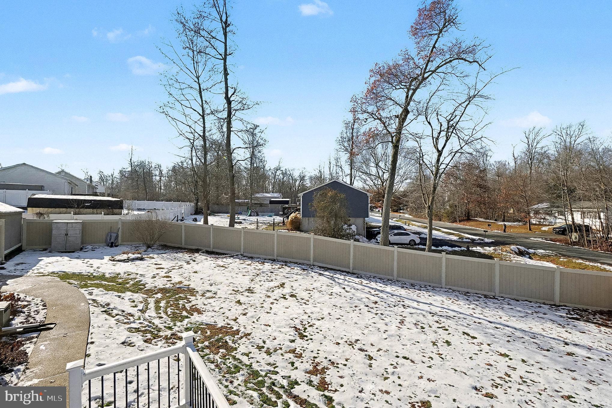 HARBOUR NORTH - Residential