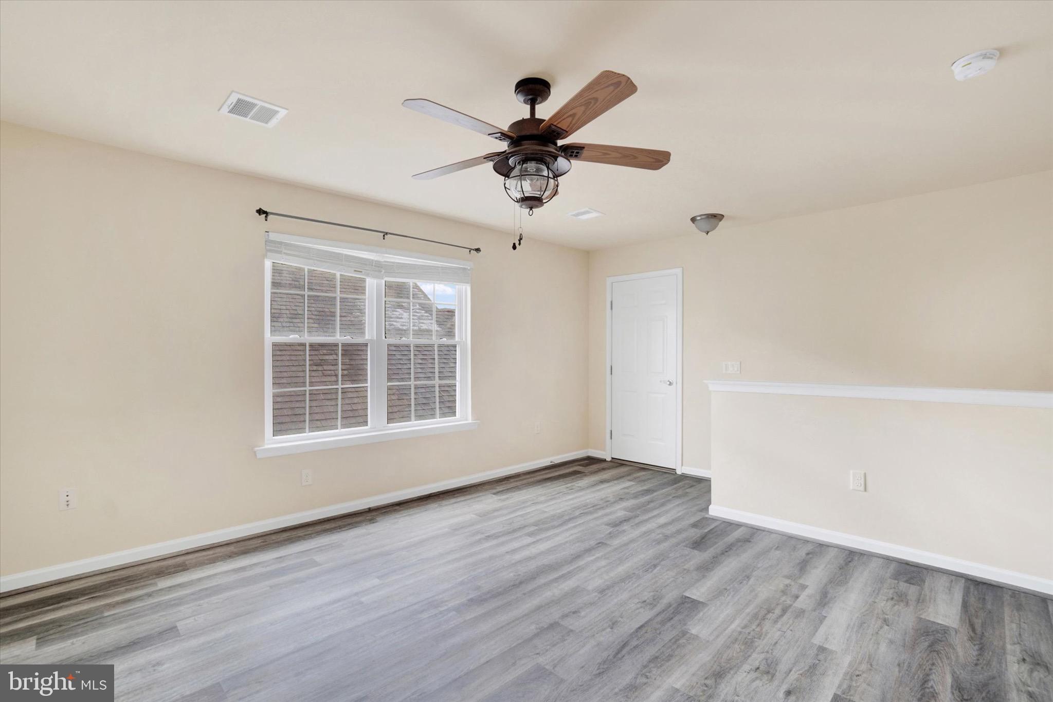 FOUR SEASONS AT ELM TREE - Residential