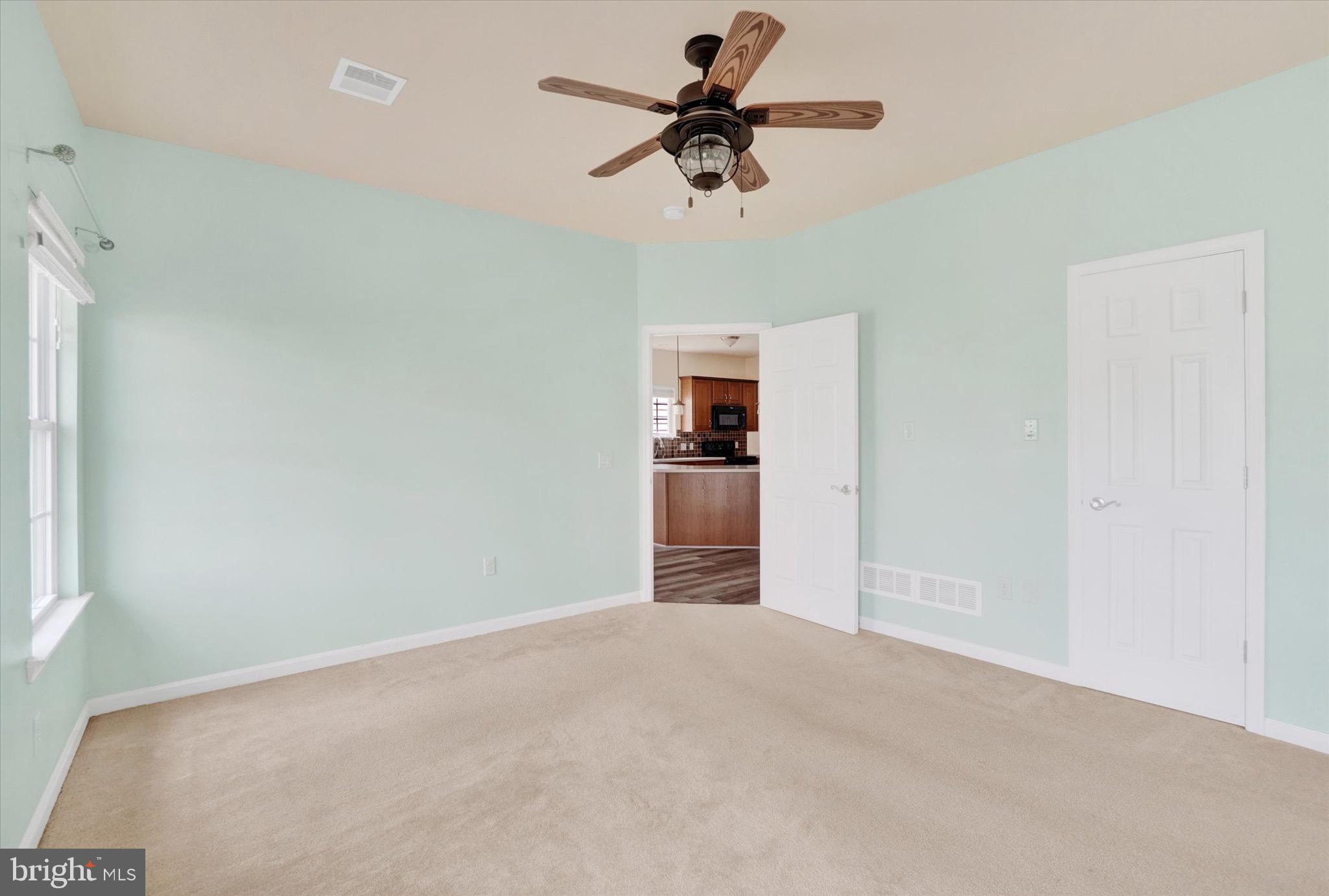 FOUR SEASONS AT ELM TREE - Residential