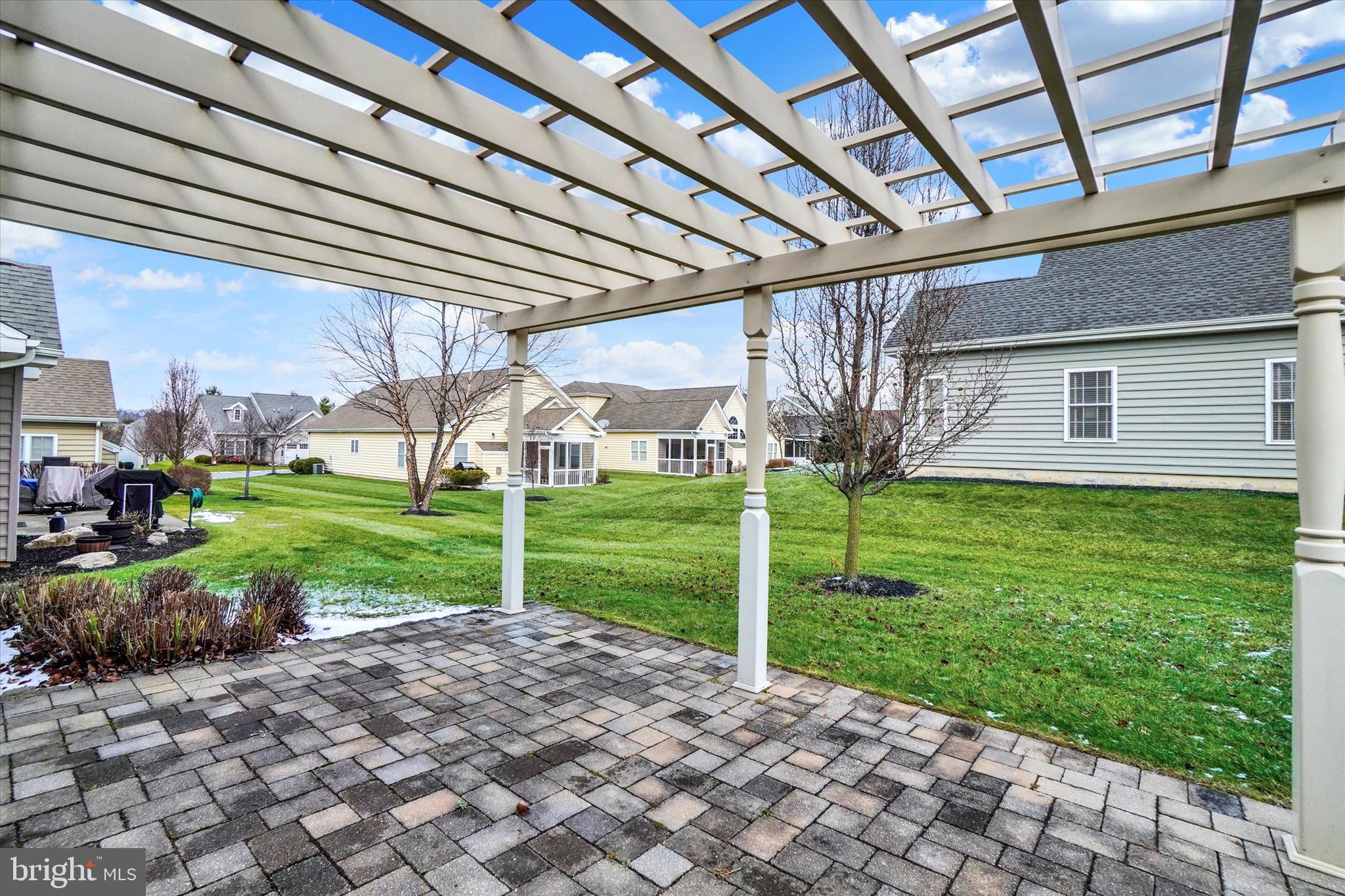 FOUR SEASONS AT ELM TREE - Residential