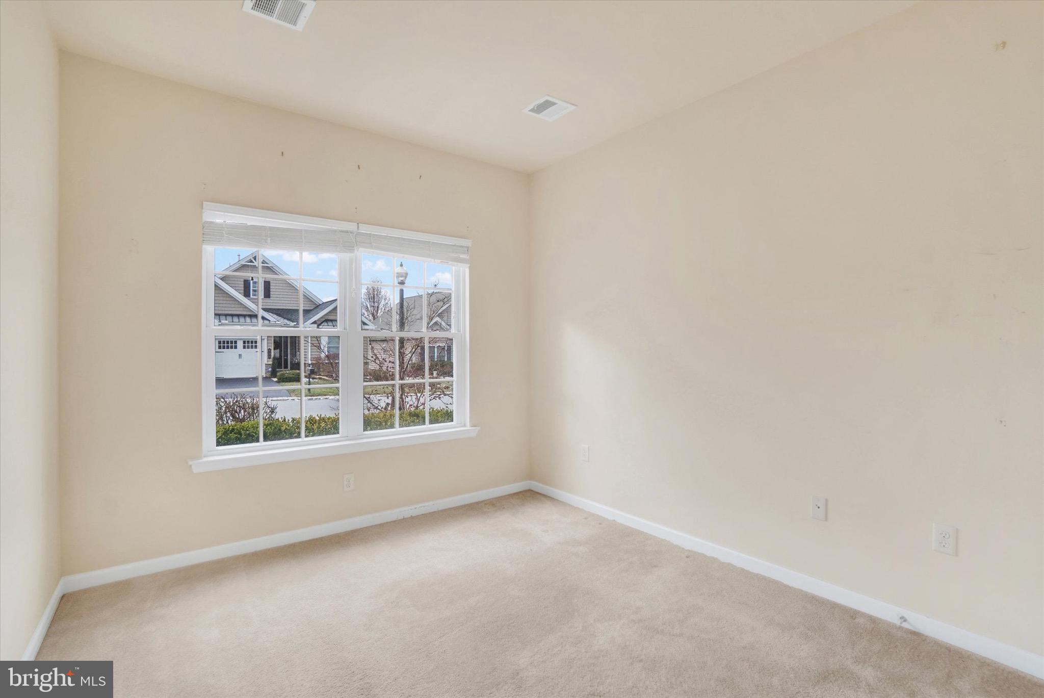 FOUR SEASONS AT ELM TREE - Residential