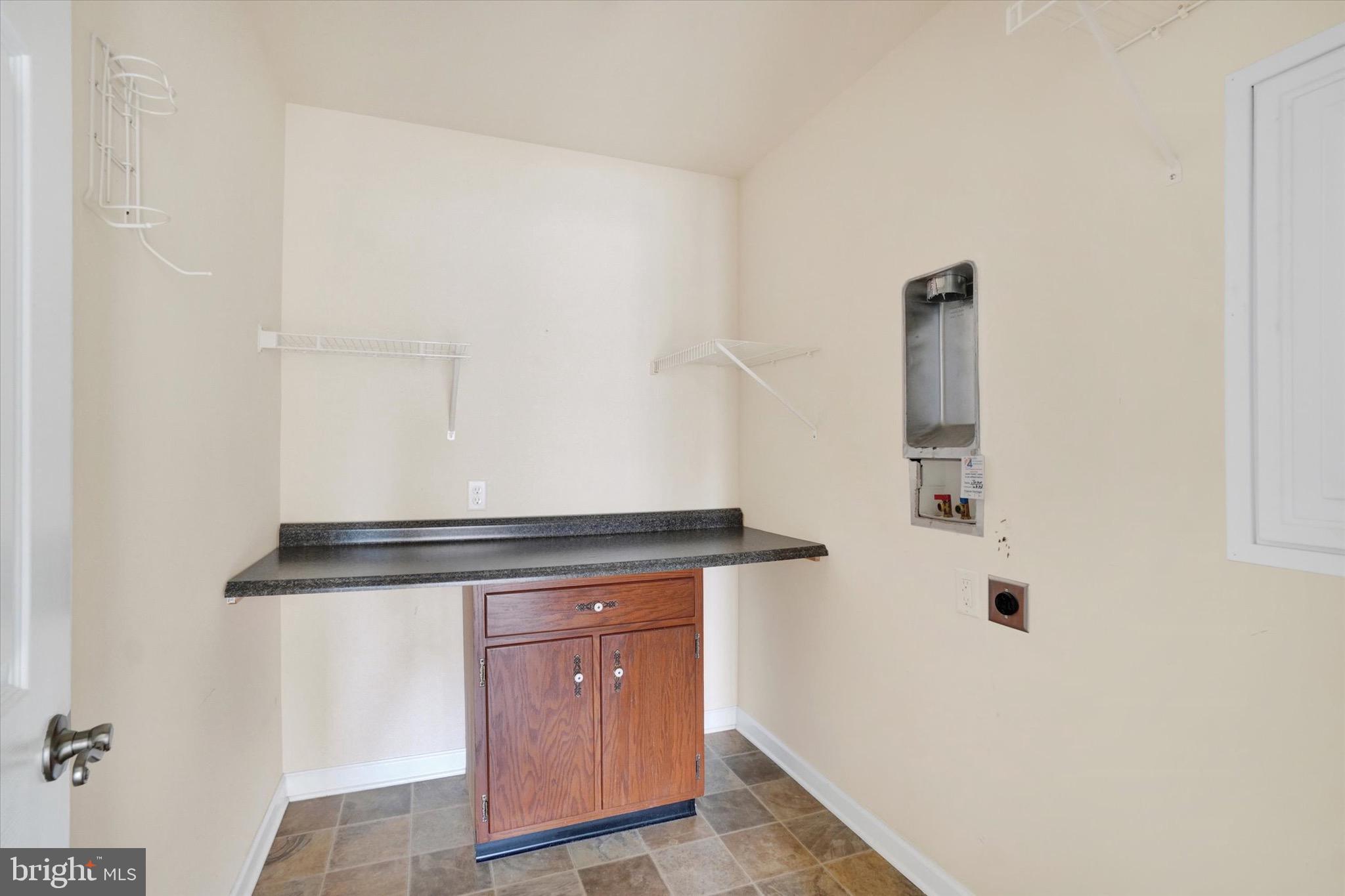 FOUR SEASONS AT ELM TREE - Residential