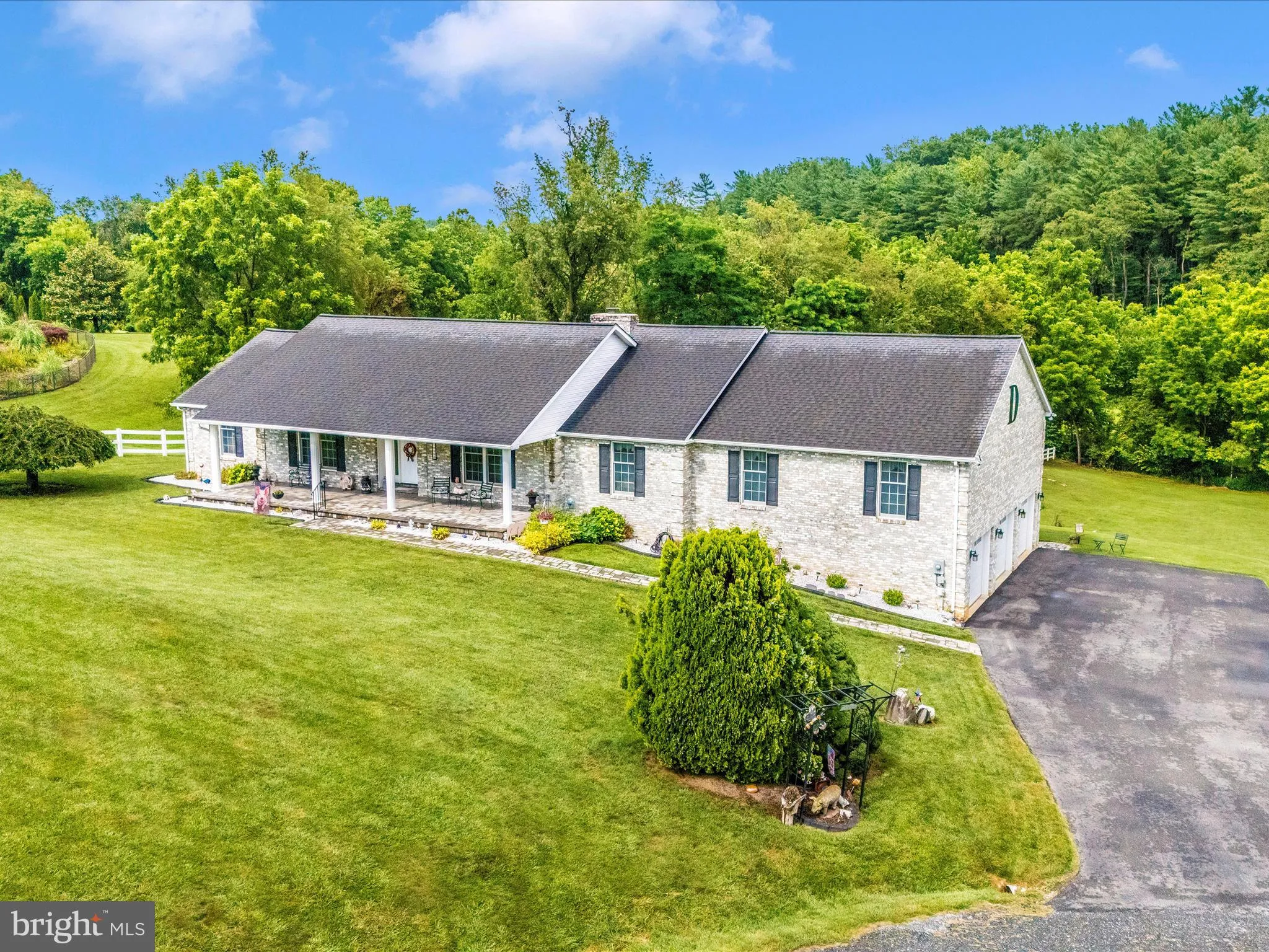 Hagerstown, Maryland 21740, United States, 4 Bedrooms Bedrooms, ,5 BathroomsBathrooms,Residential,Coming Soon,165330