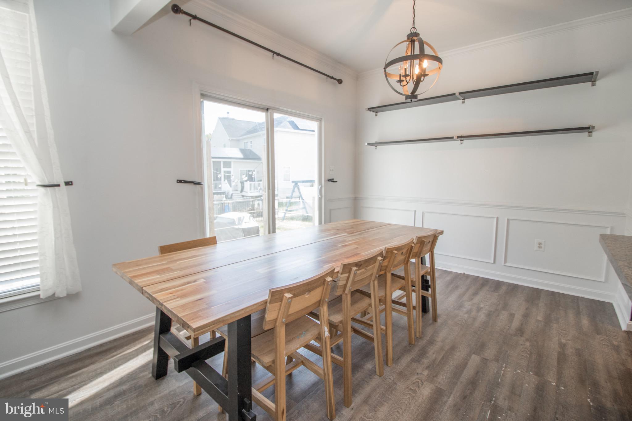 ELIZABETH HILLS PHASE 1 - Residential Lease