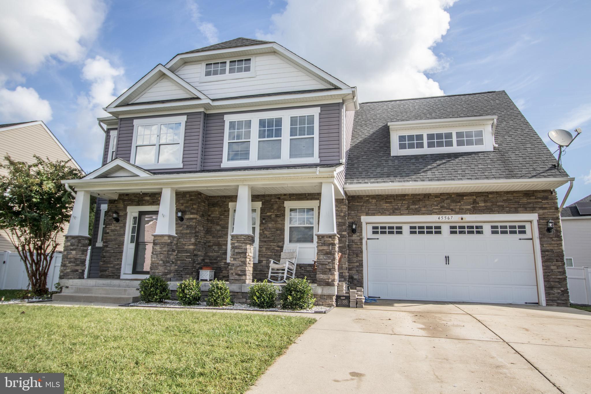 ELIZABETH HILLS PHASE 1 - Residential Lease