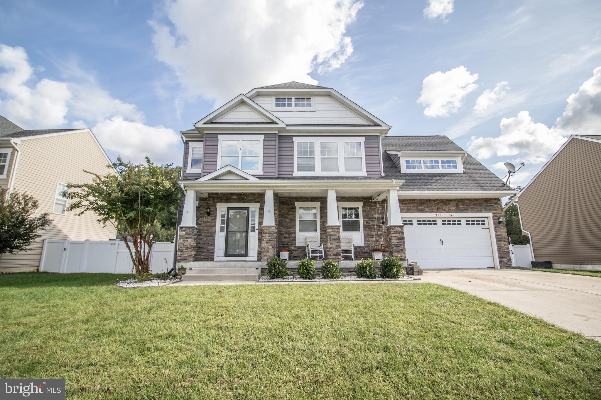 ELIZABETH HILLS PHASE 1 - Residential Lease