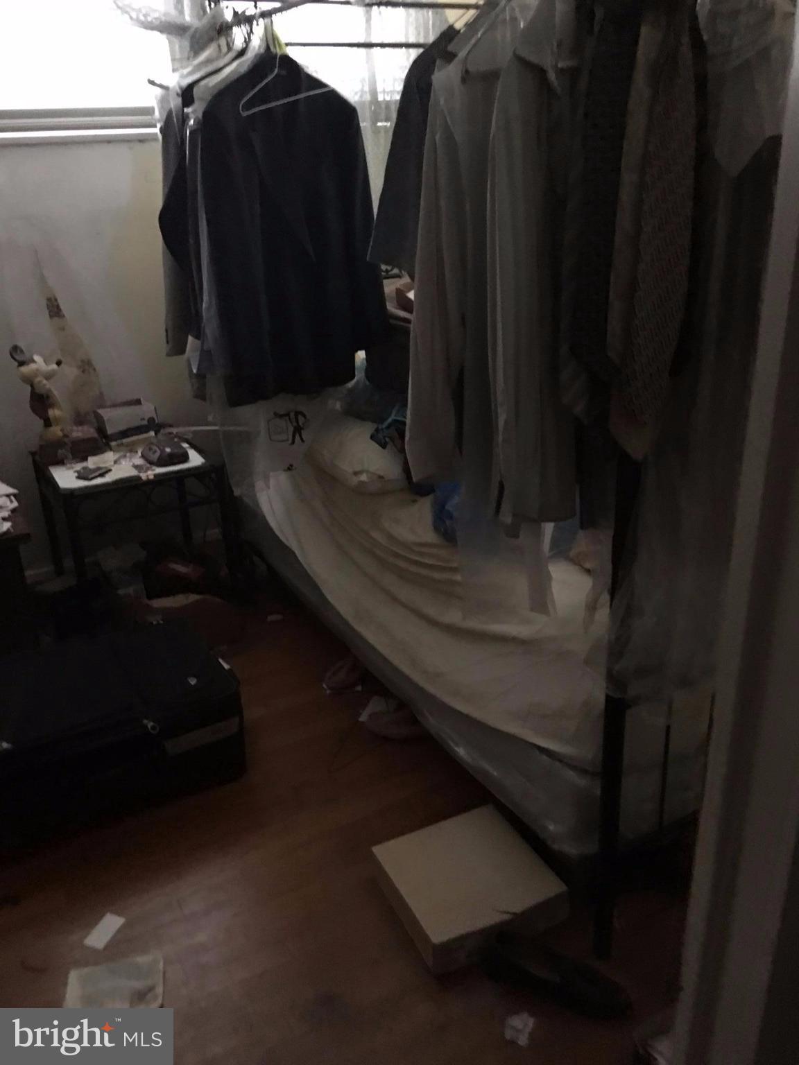 GARDENVILLE - Residential