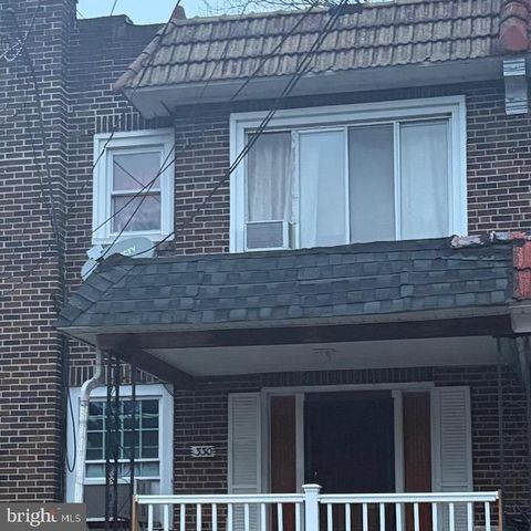 Townhouse For Sale - 330 Boyd Street<br/> CAMDEN, NJ 08105