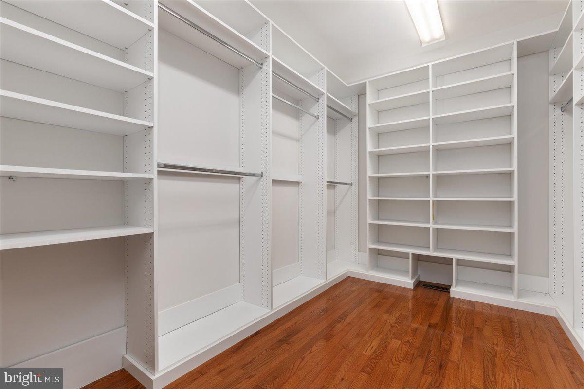 HERITAGE HUNT - Residential