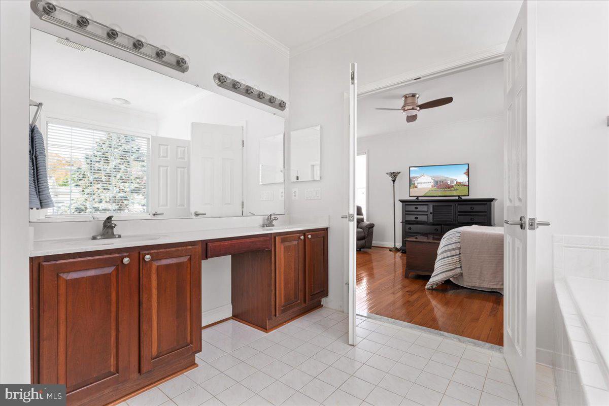 HERITAGE HUNT - Residential