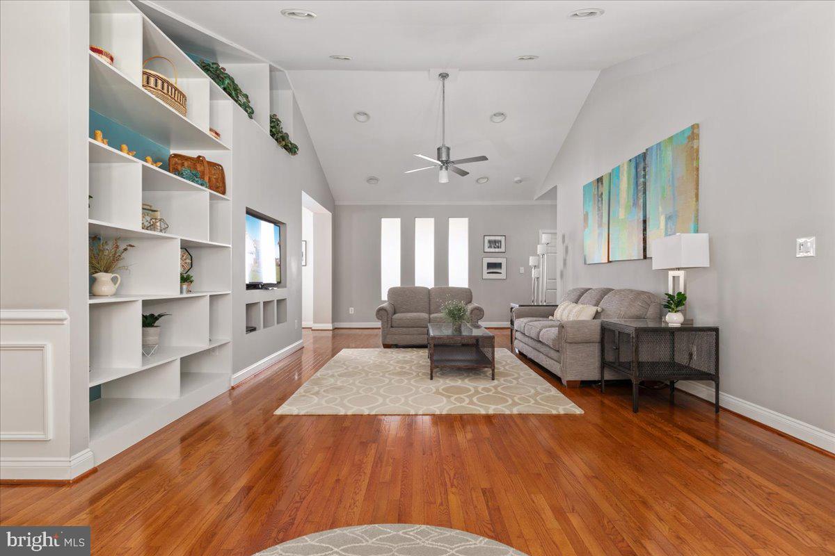 HERITAGE HUNT - Residential