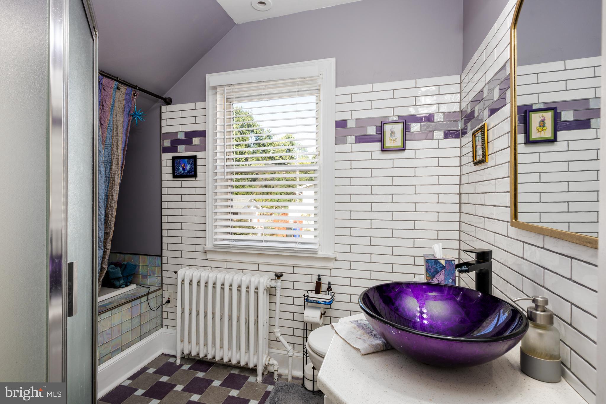 KENSINGTON - Residential