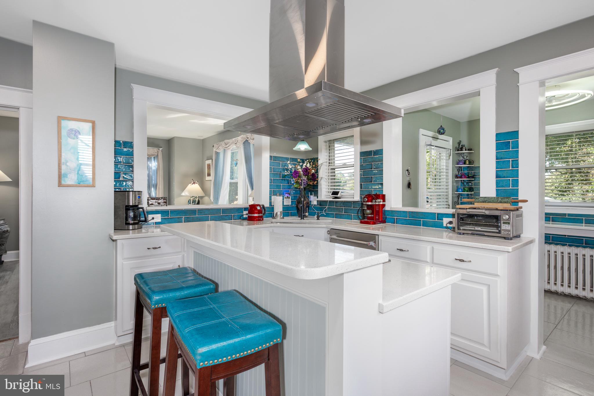 KENSINGTON - Residential