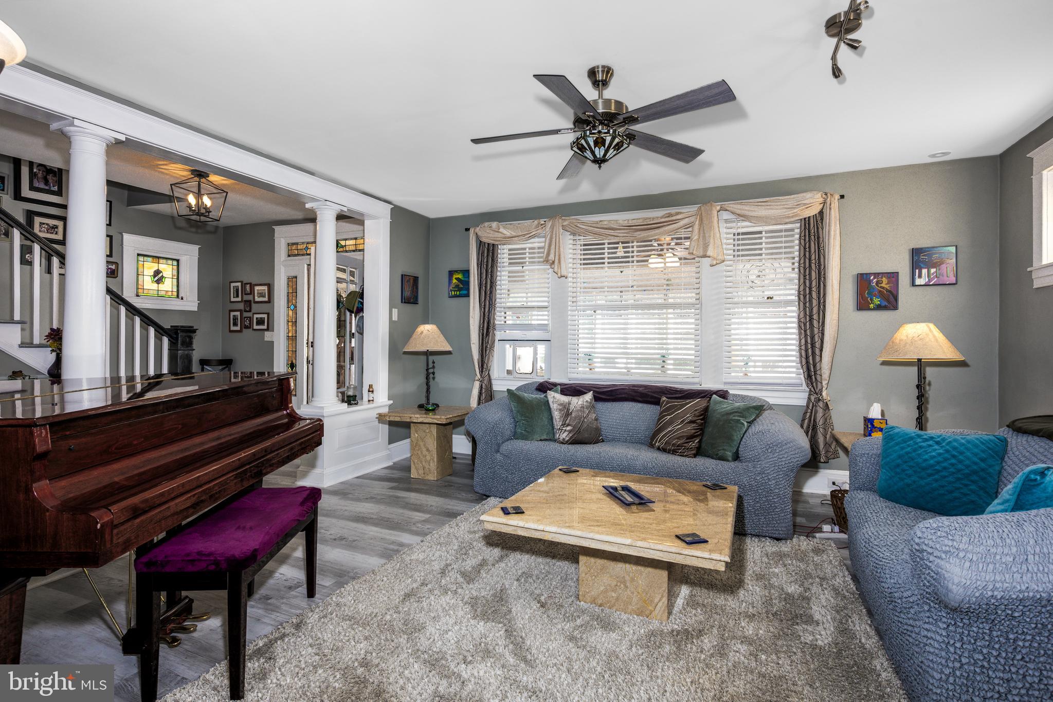 KENSINGTON - Residential