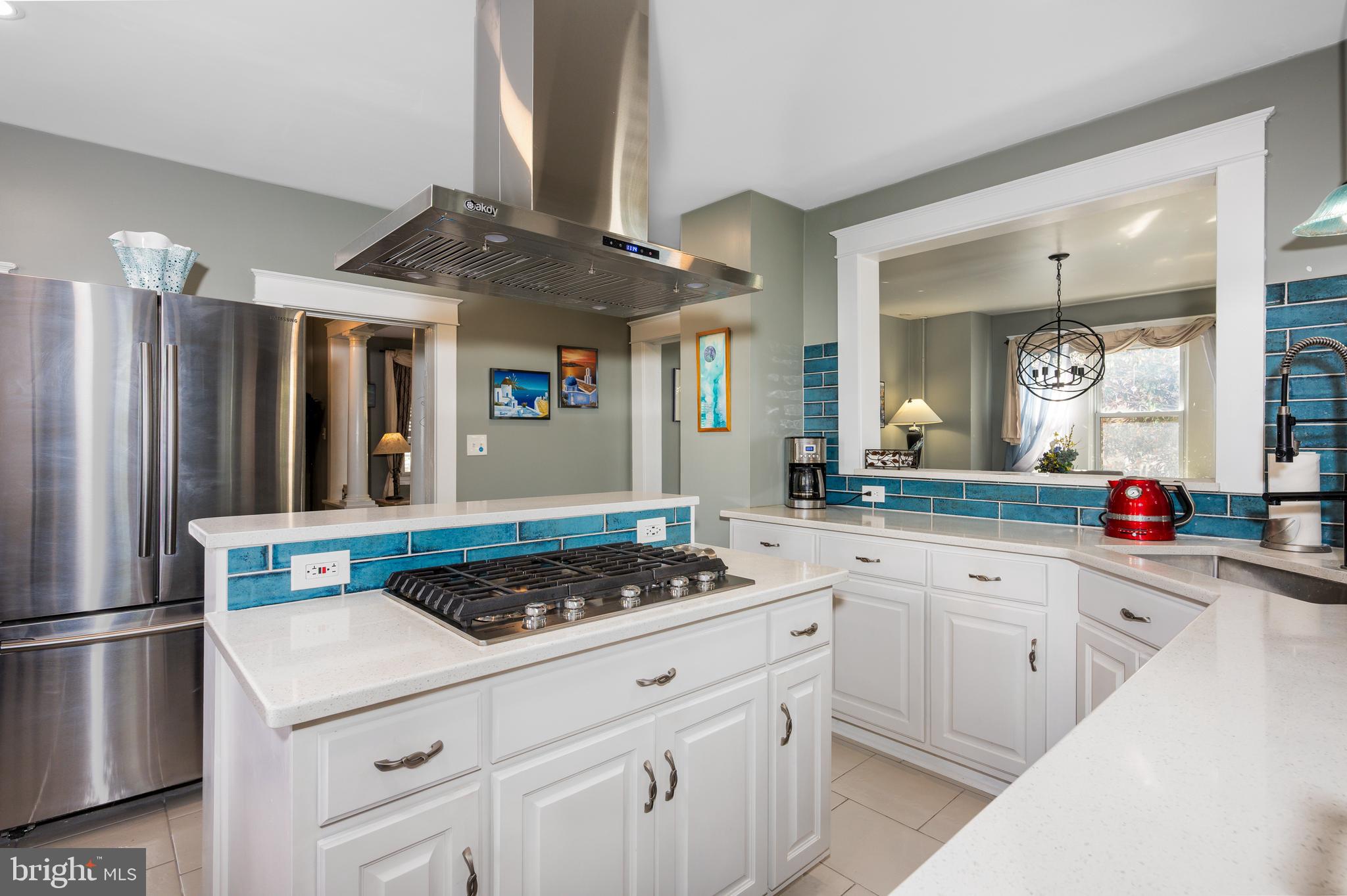 KENSINGTON - Residential