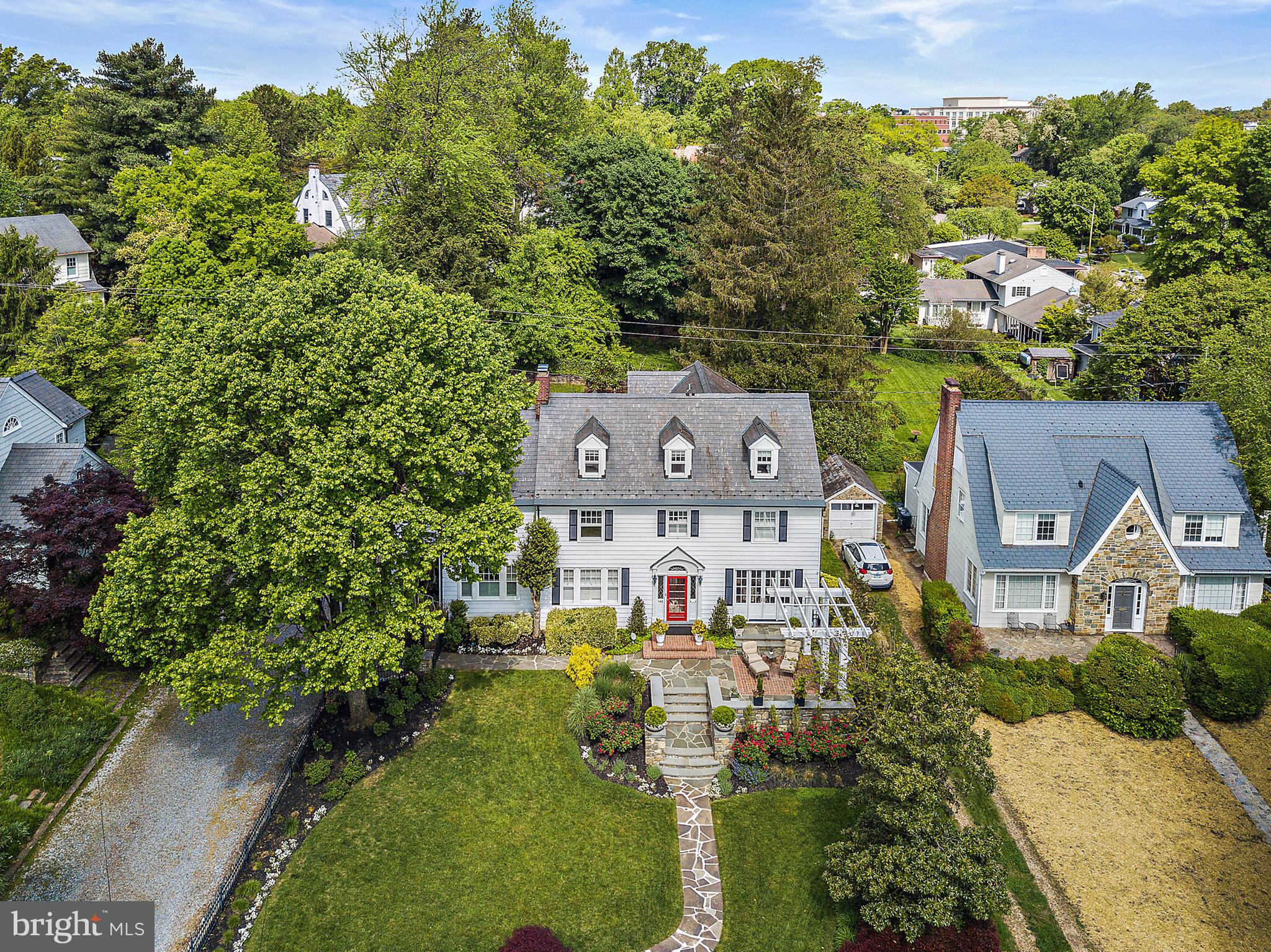 MURRAY HILL - Residential