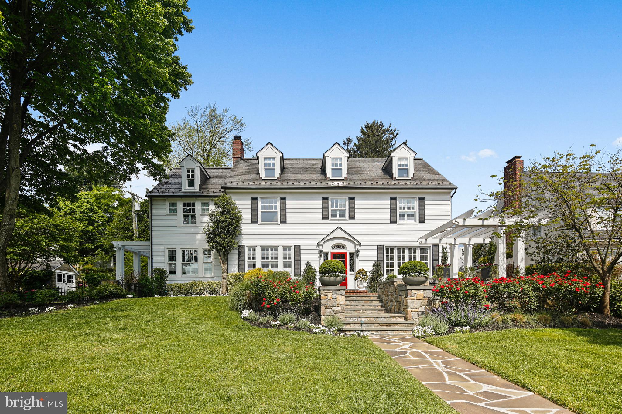 MURRAY HILL - Residential