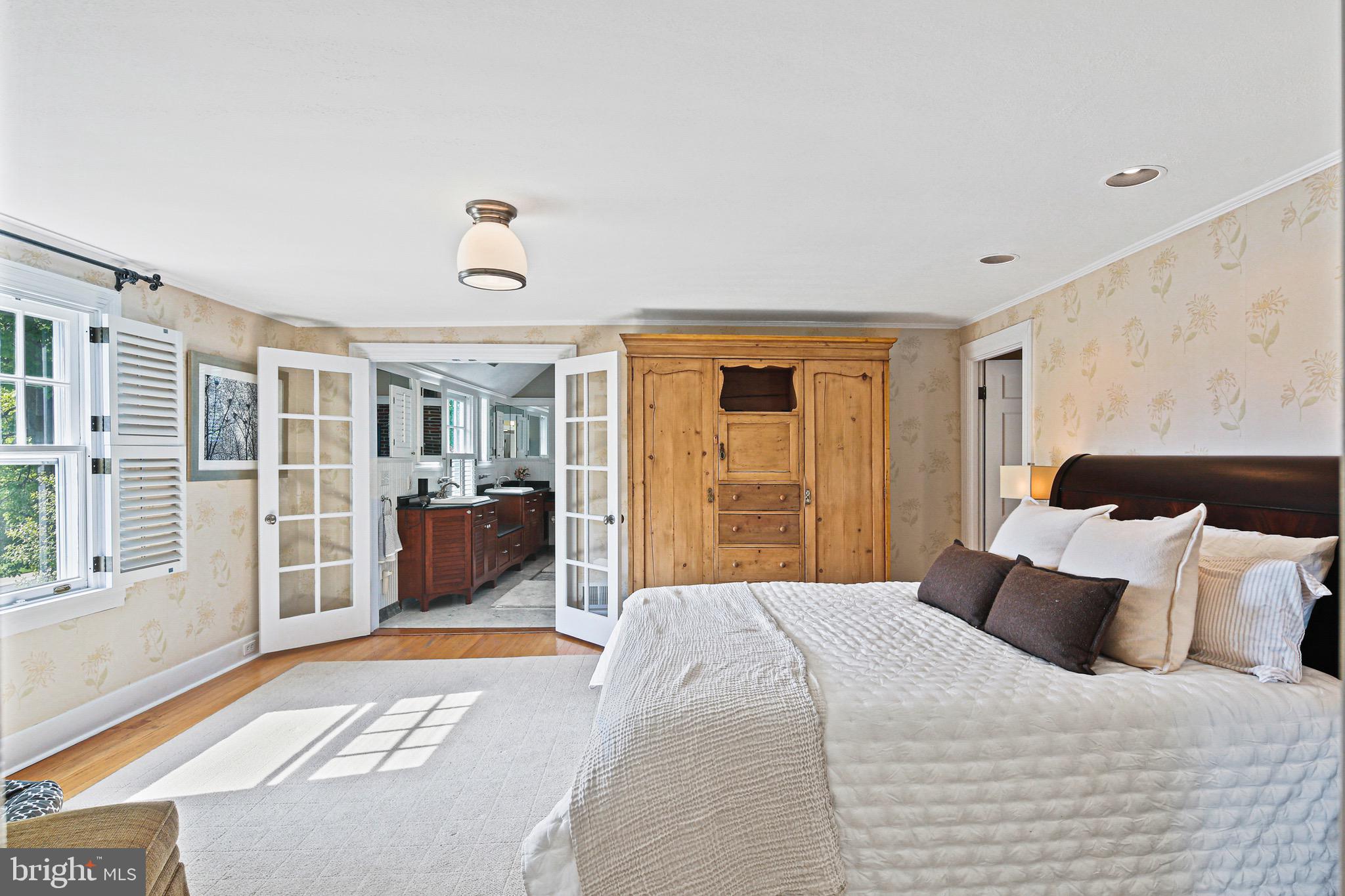 MURRAY HILL - Residential