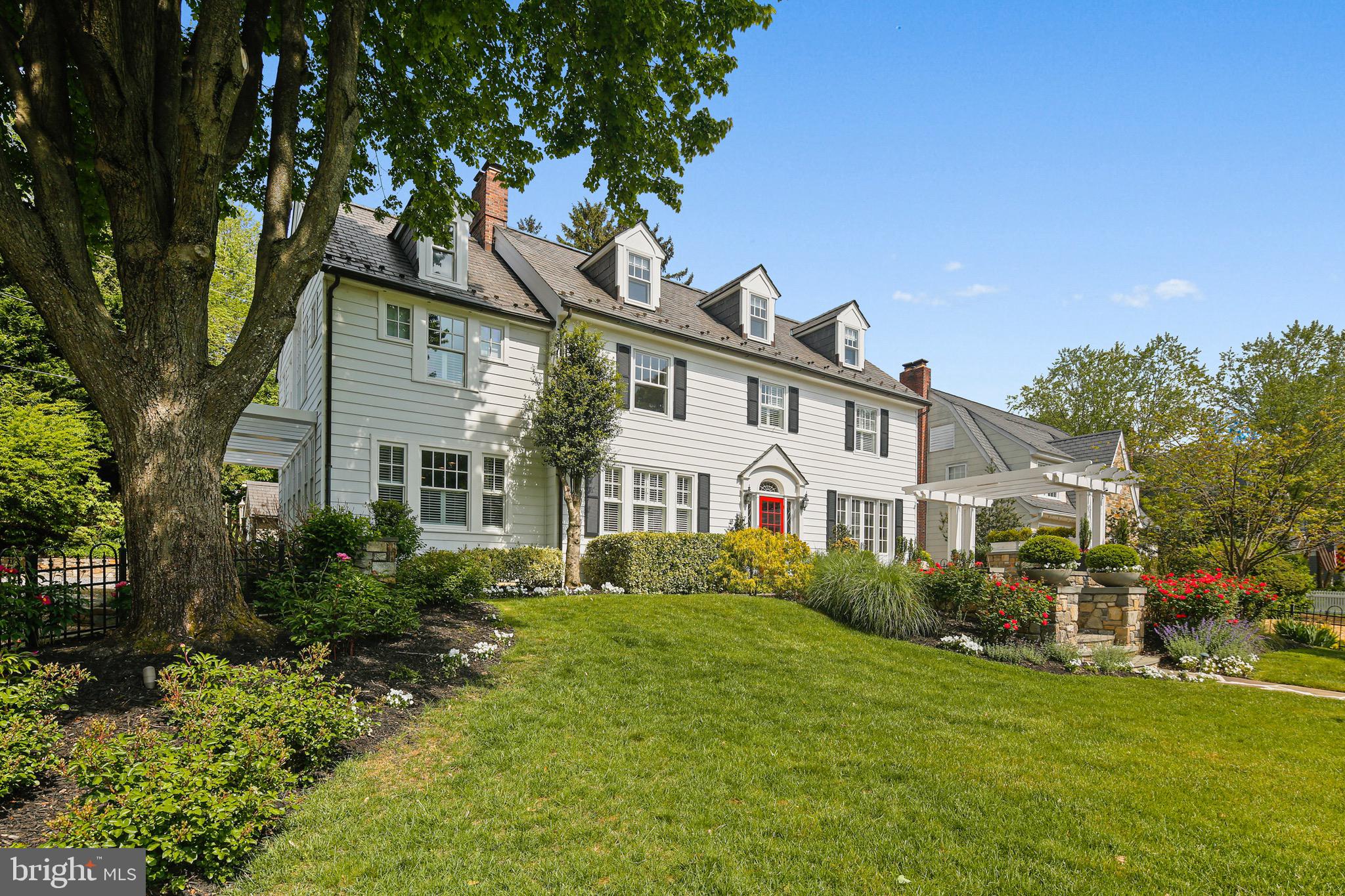 MURRAY HILL - Residential