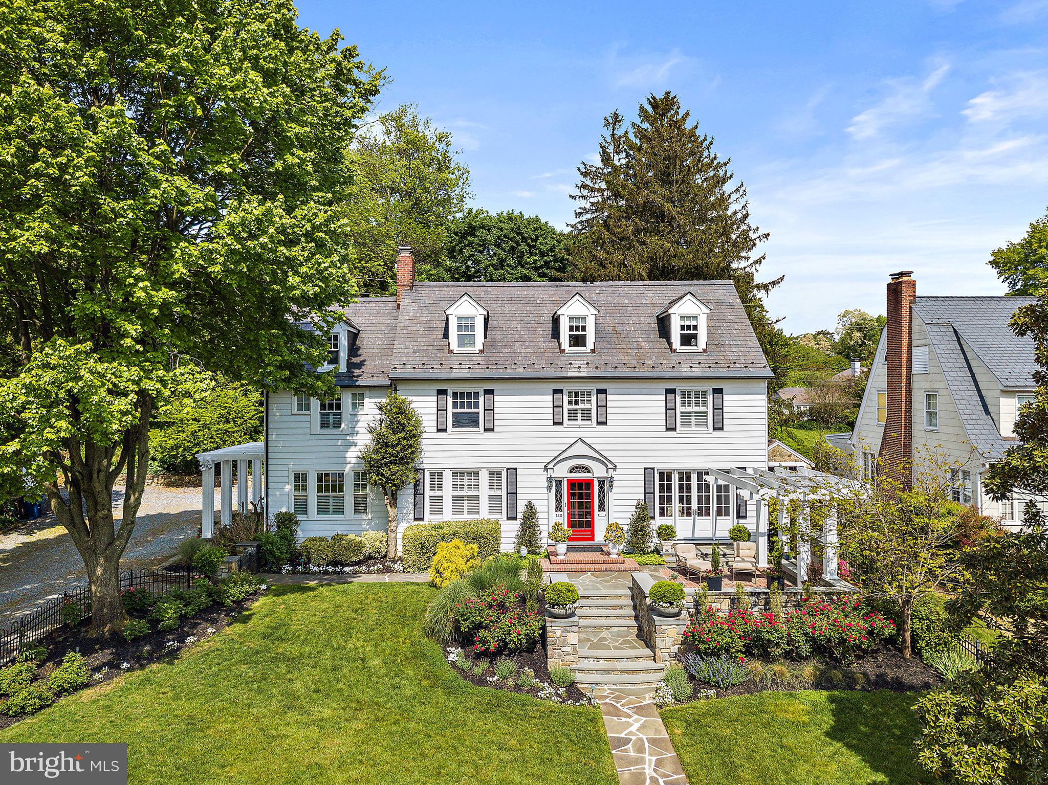 MURRAY HILL - Residential