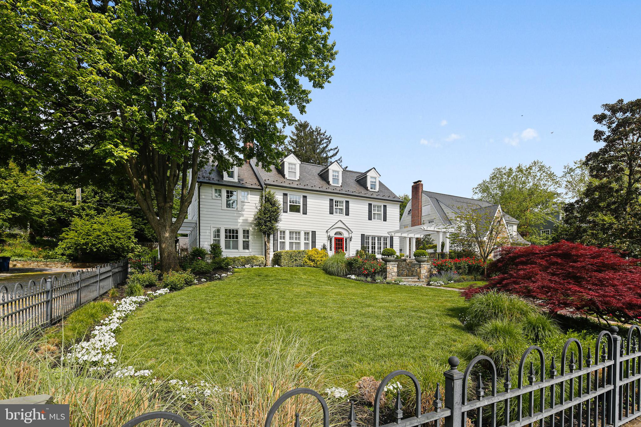 MURRAY HILL - Residential