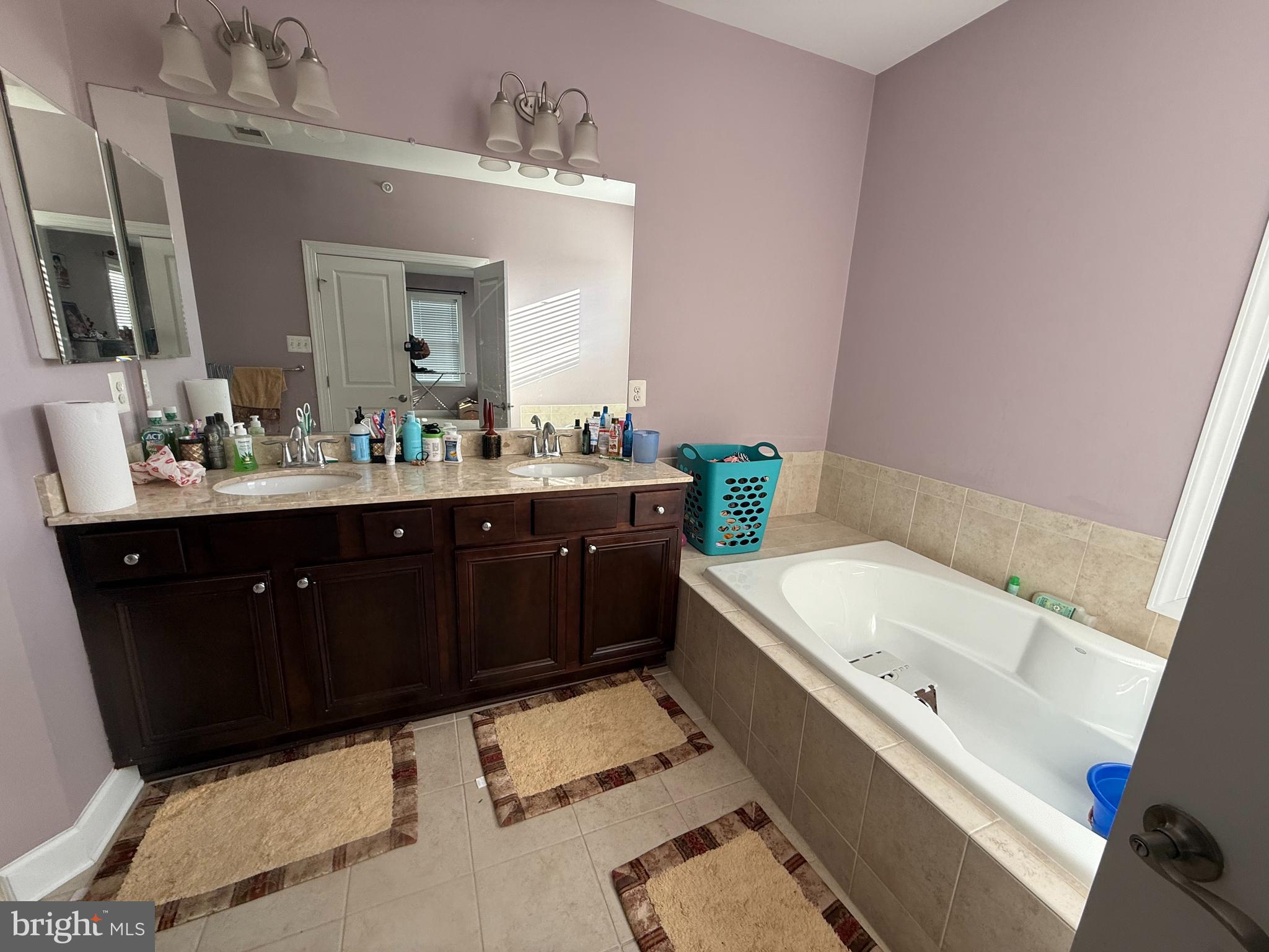 TURF VALLEY - Residential Lease