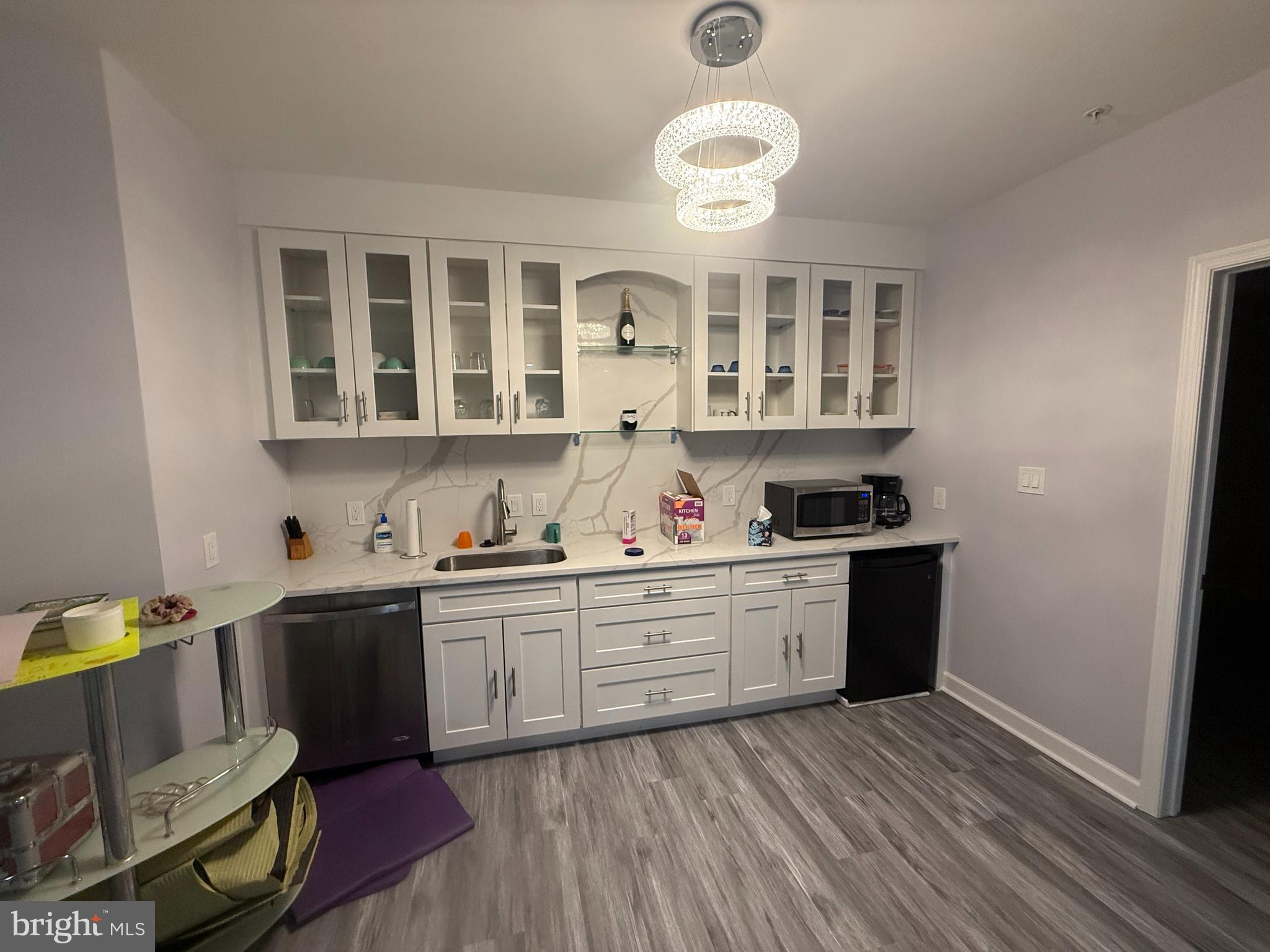 TURF VALLEY - Residential Lease