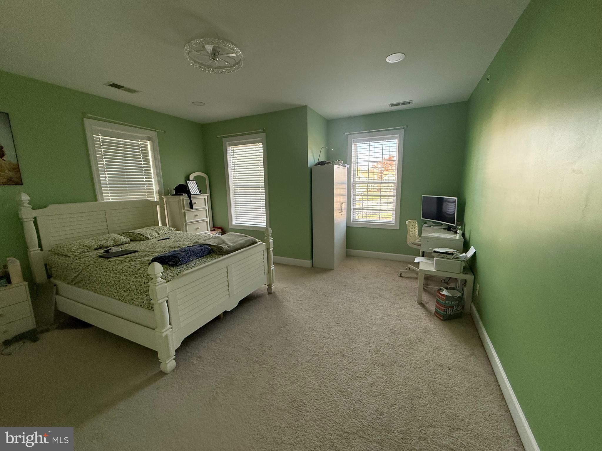 TURF VALLEY - Residential Lease