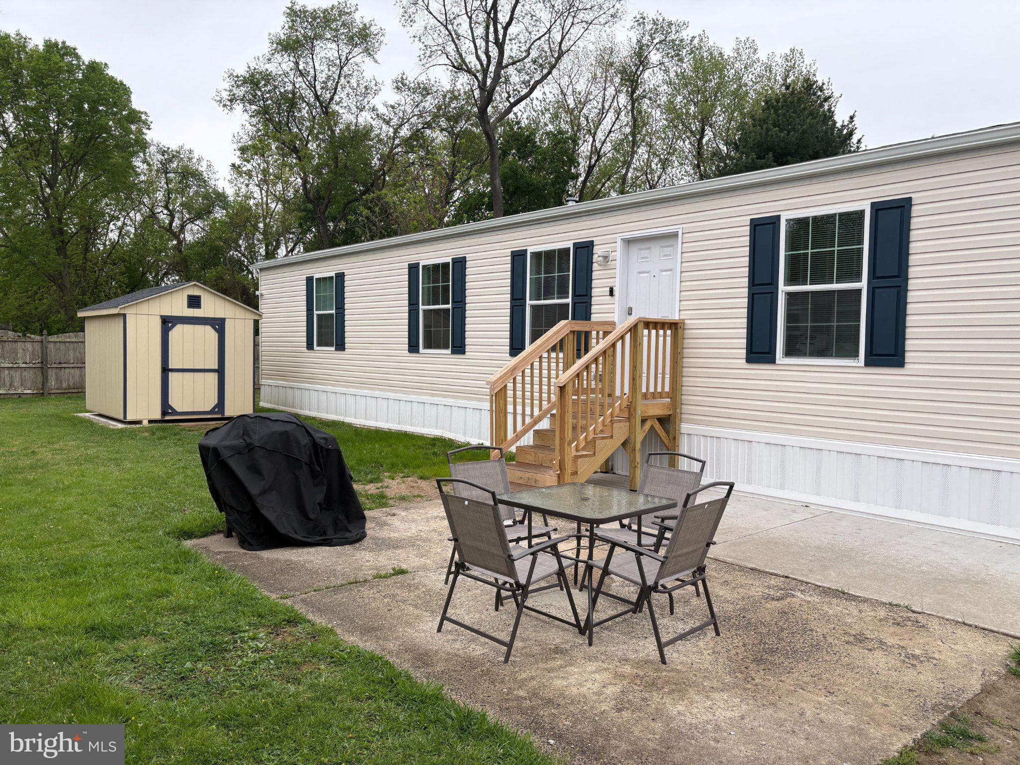 PENNWOOD CROSSING - Residential