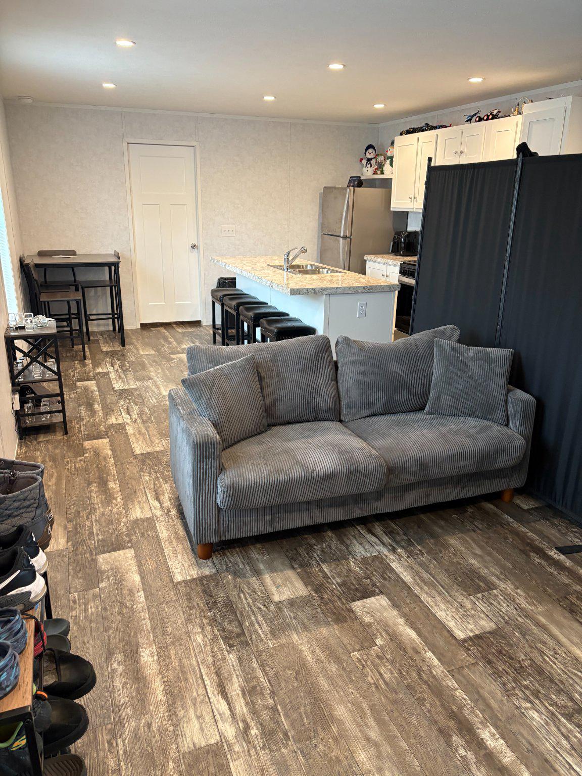 PENNWOOD CROSSING - Residential