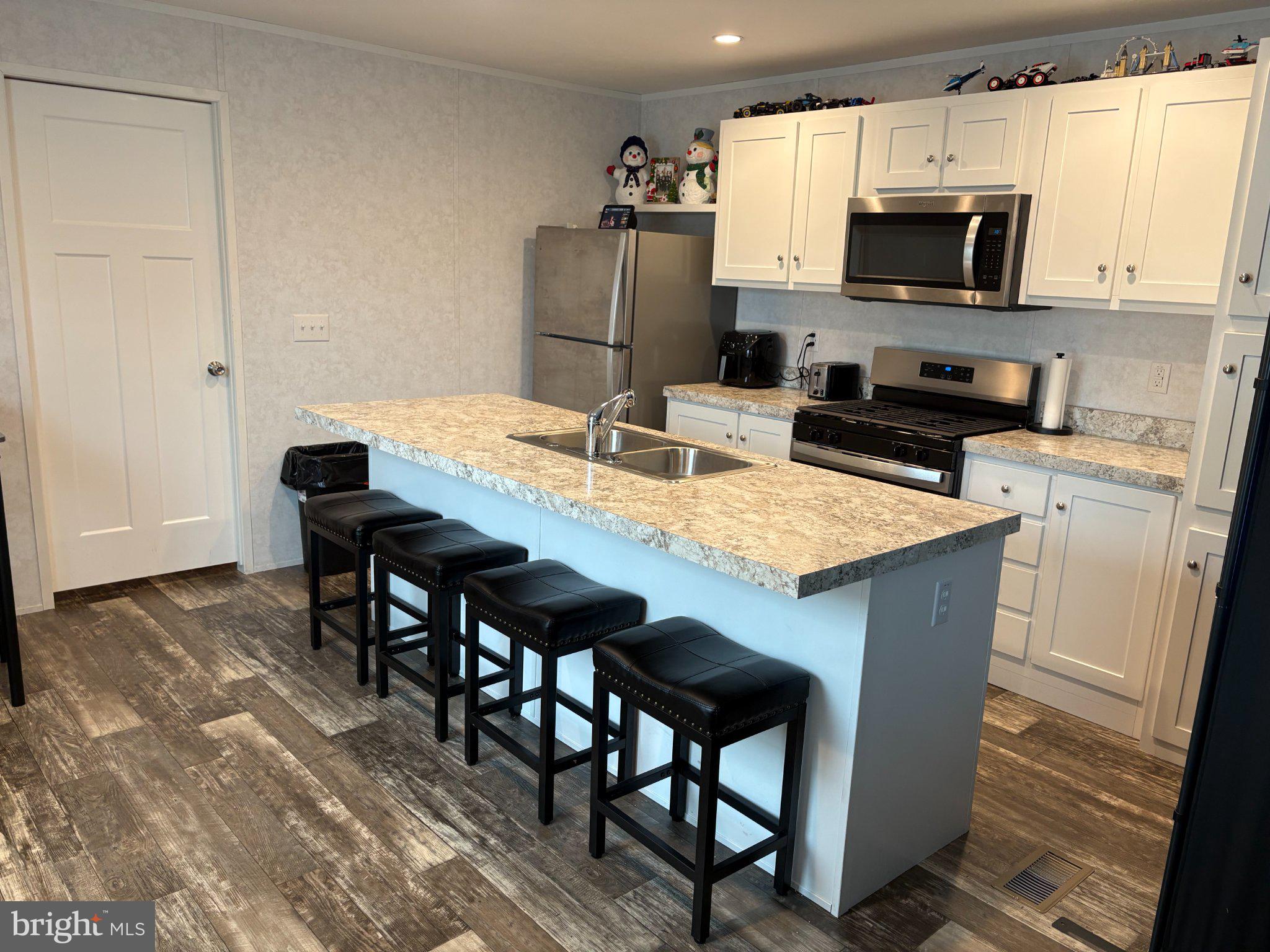 PENNWOOD CROSSING - Residential