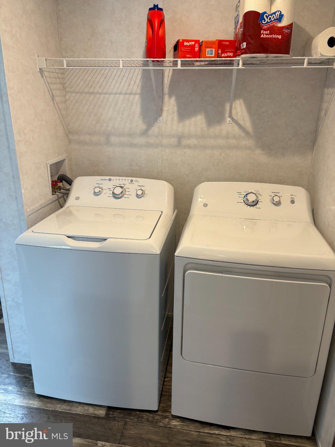 PENNWOOD CROSSING - Residential