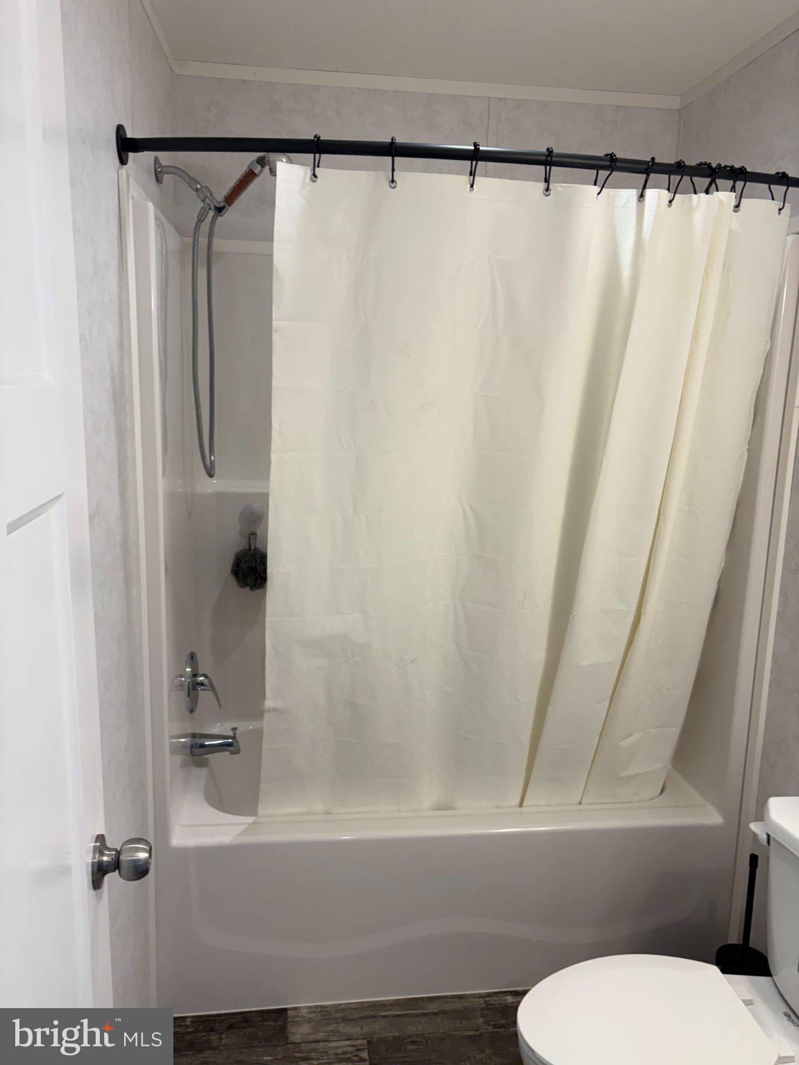 PENNWOOD CROSSING - Residential