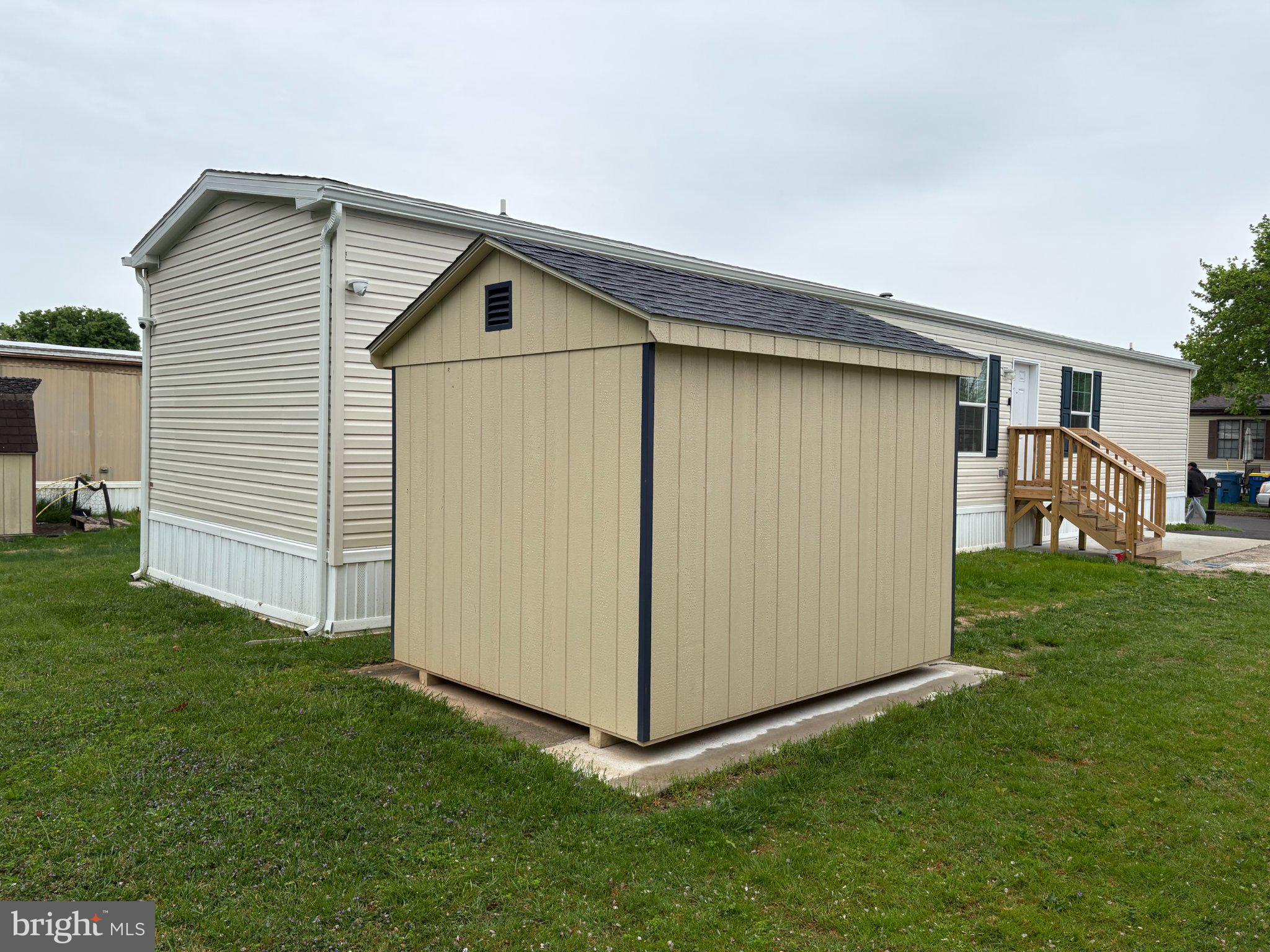 PENNWOOD CROSSING - Residential