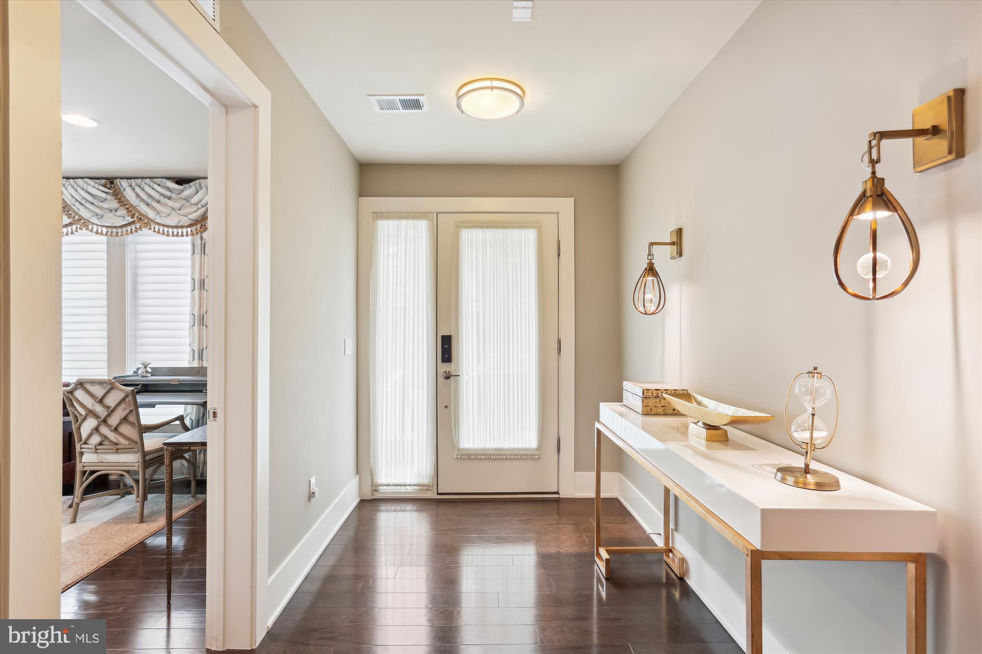 GROSVENOR HEIGHTS - Residential