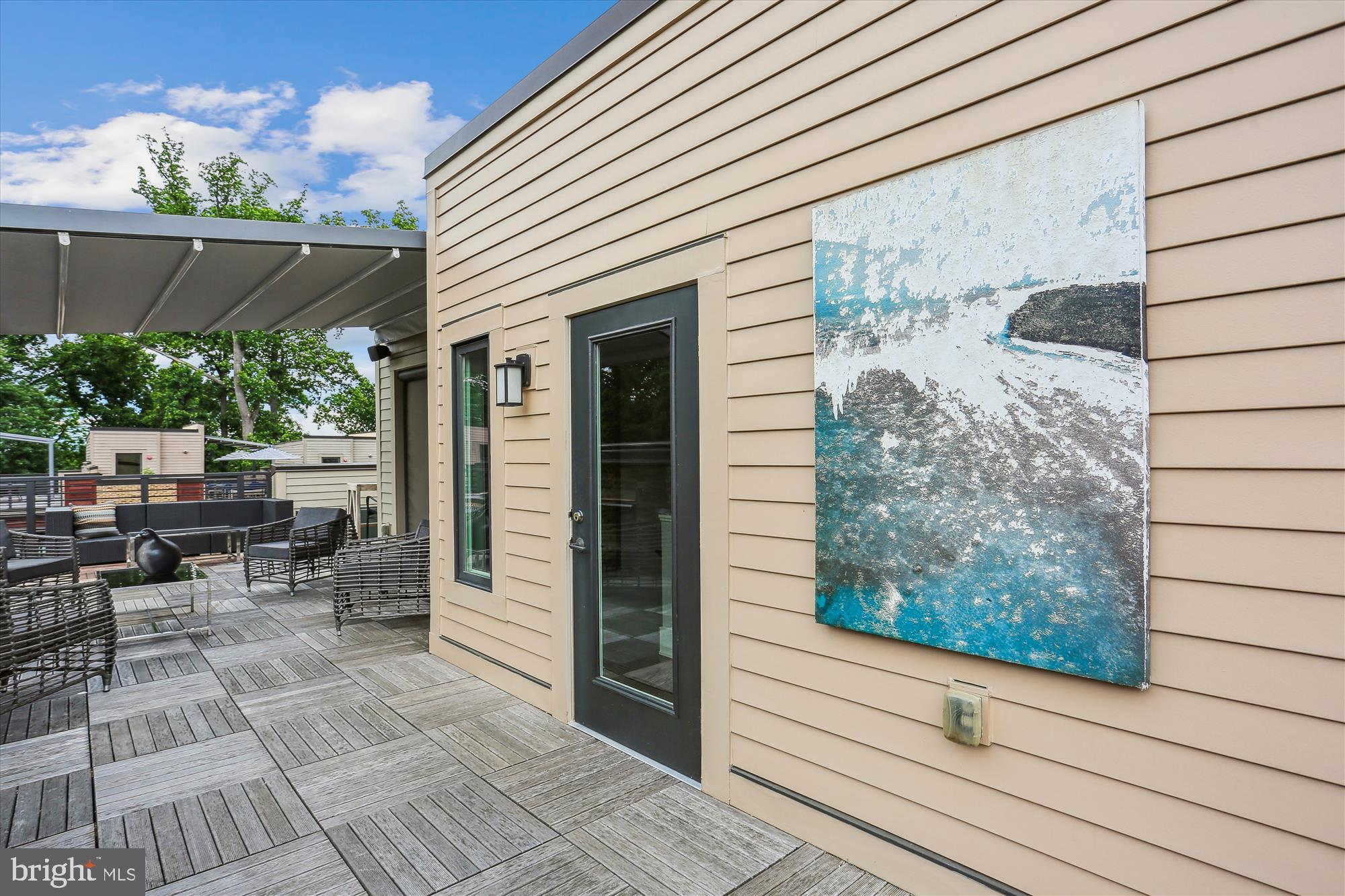 GROSVENOR HEIGHTS - Residential