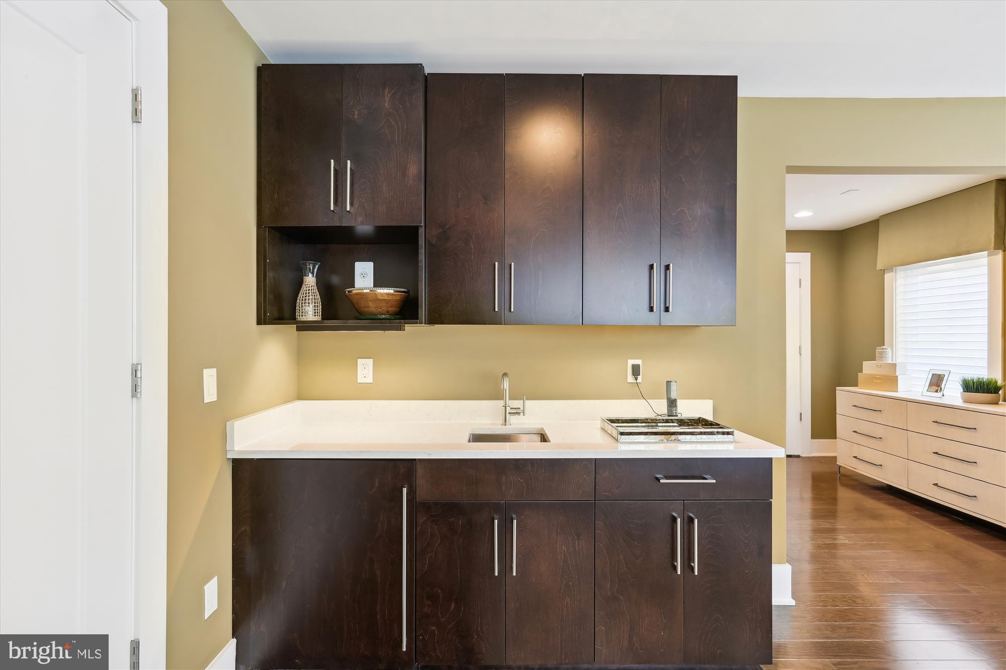 GROSVENOR HEIGHTS - Residential