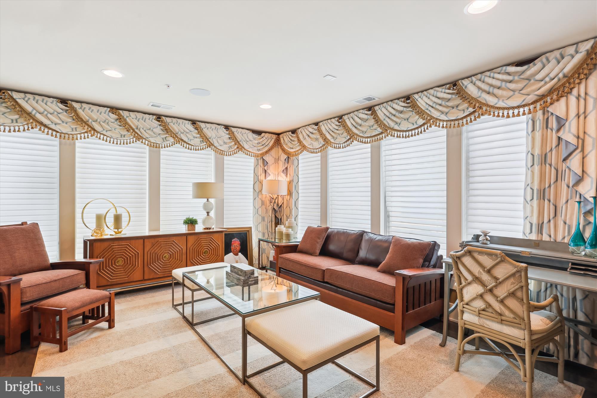 GROSVENOR HEIGHTS - Residential