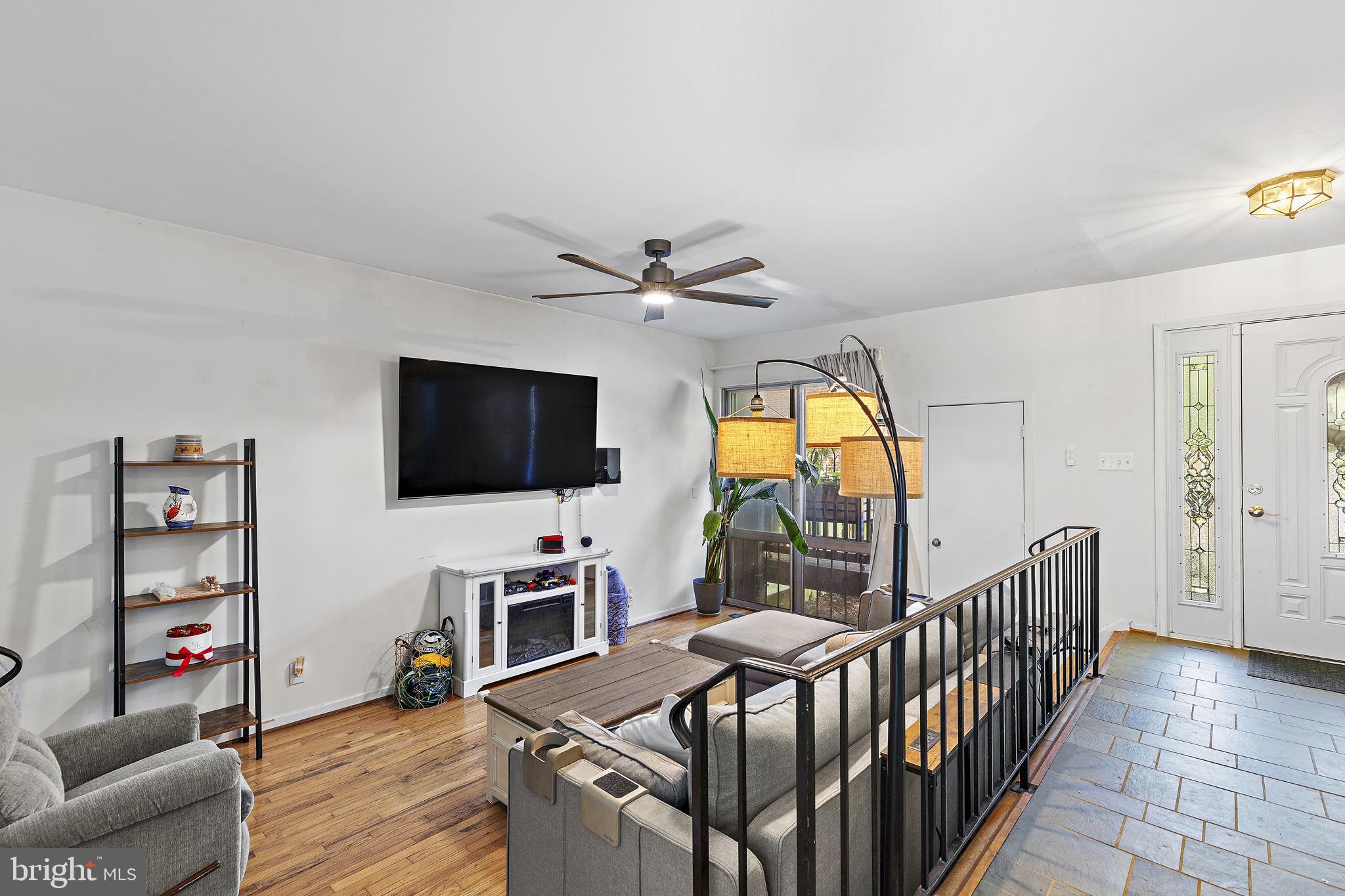 10384 MAY WIND COURT