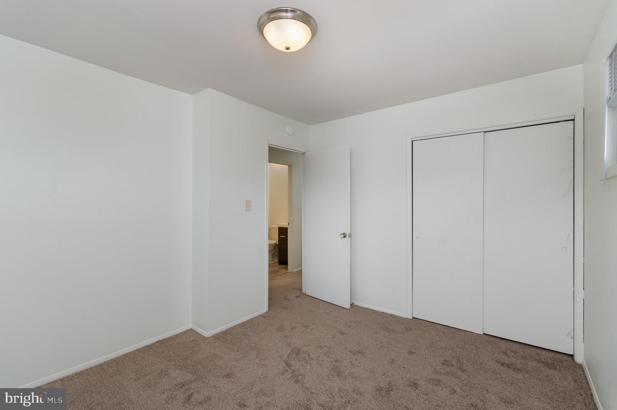 ROSE HILL FARMS - Residential Lease