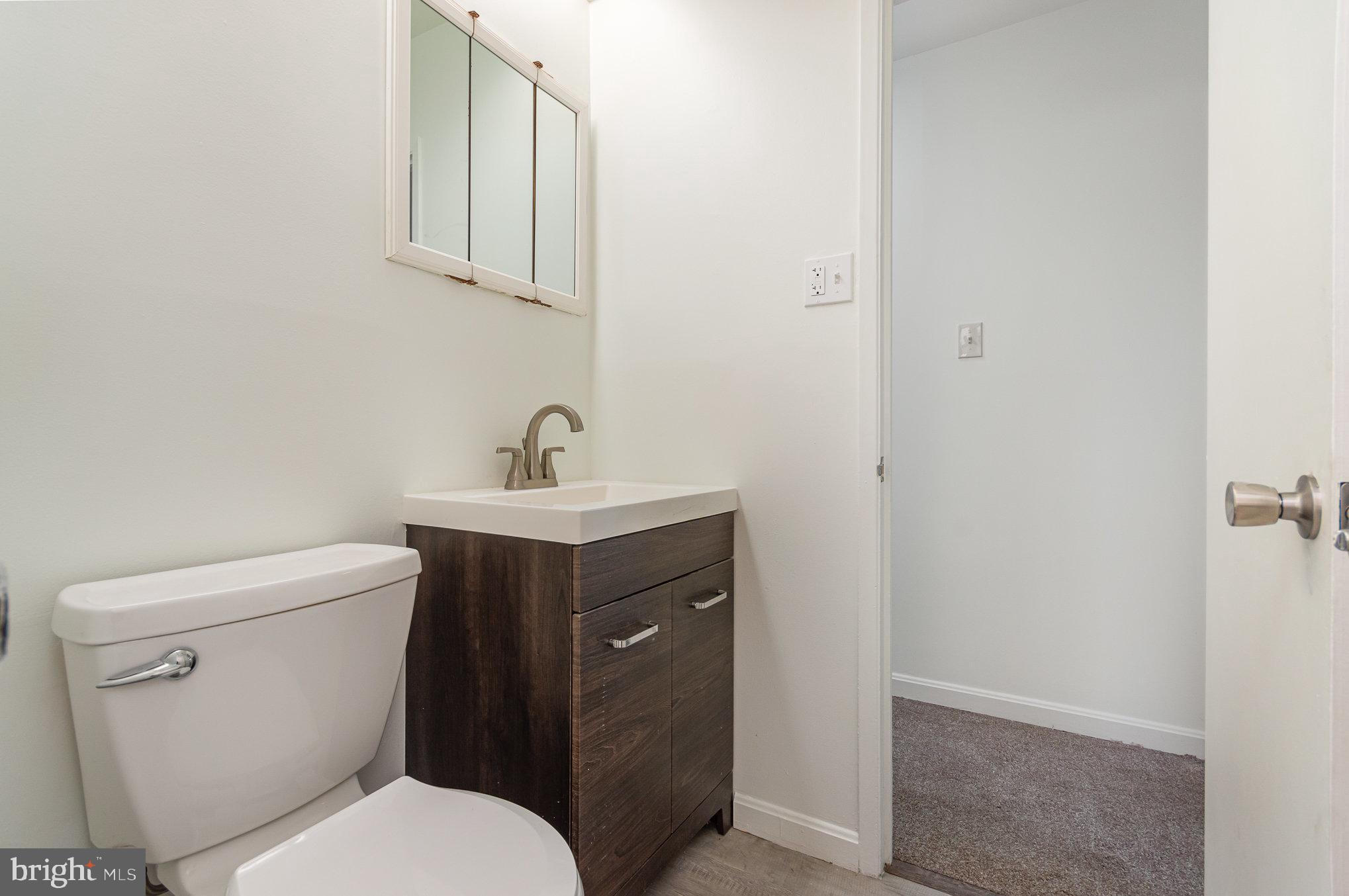 ROSE HILL FARMS - Residential Lease