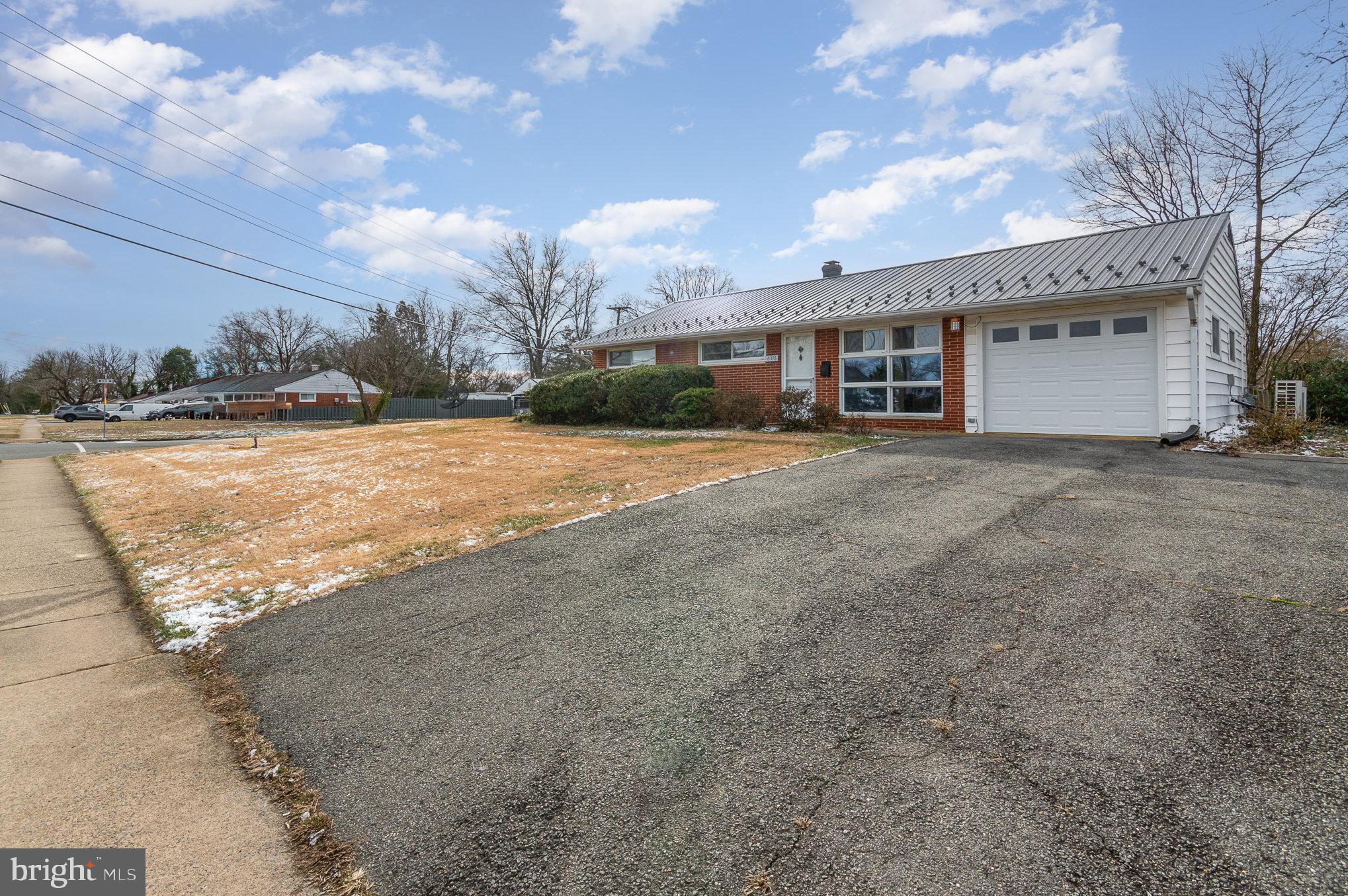 ROSE HILL FARMS - Residential Lease