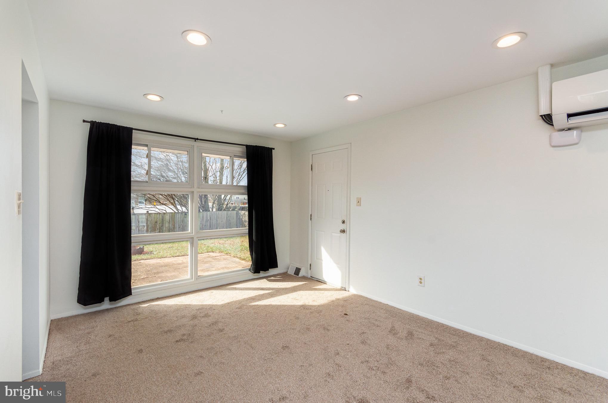 ROSE HILL FARMS - Residential Lease