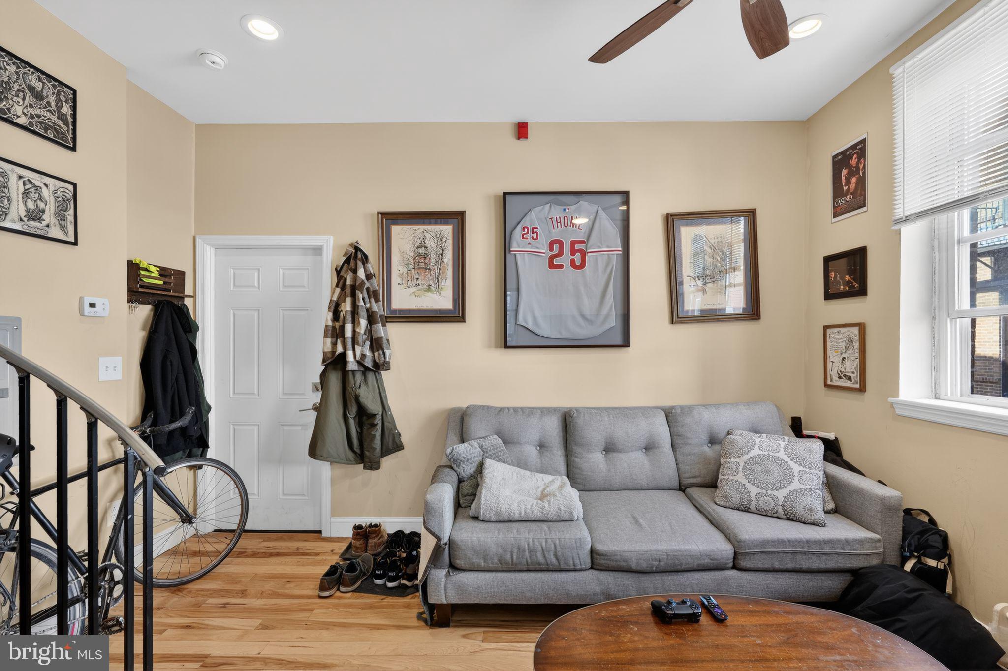 PASSYUNK SQUARE - Commercial Sale