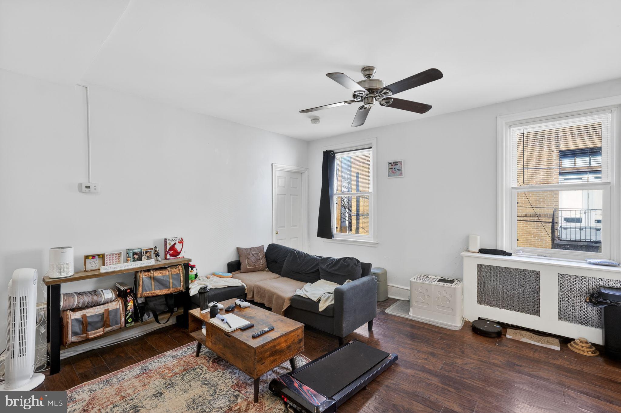 PASSYUNK SQUARE - Commercial Sale