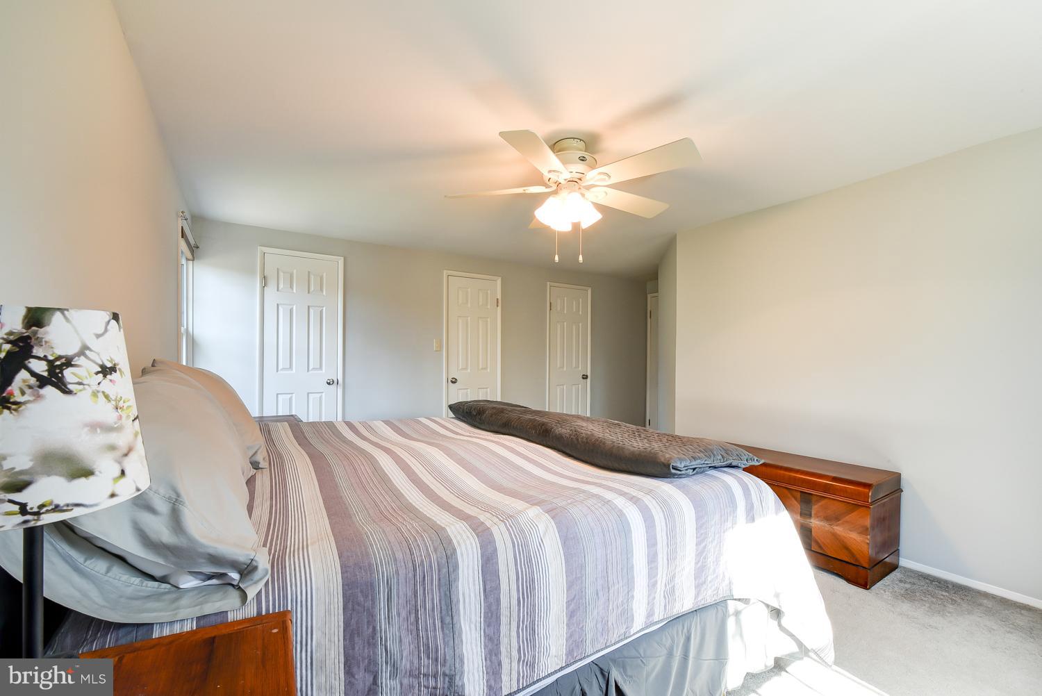 LINDEN SQUARE - Residential