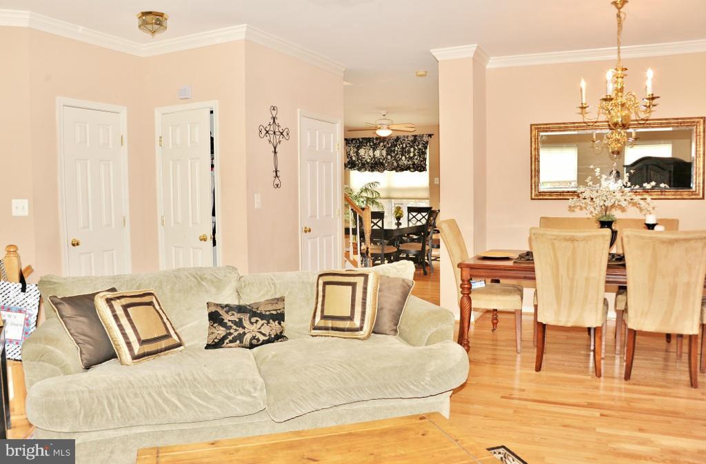 KINGSTOWNE - Residential Lease