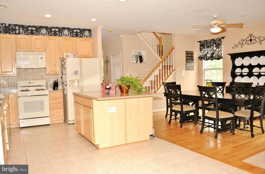 KINGSTOWNE - Residential Lease