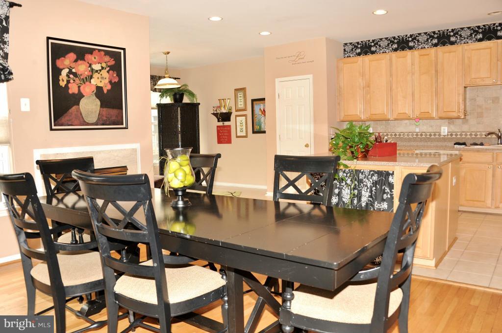 KINGSTOWNE - Residential Lease